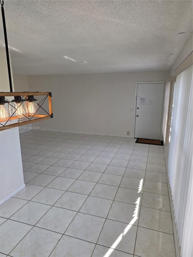 Building Photo - 13250 SW 4th Ct