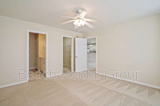 Building Photo - 3096 Rockwater Cir