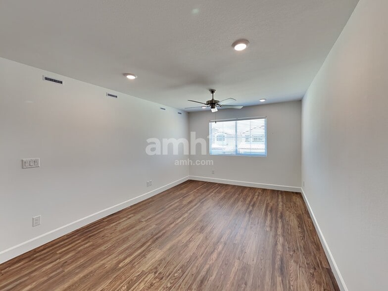 Building Photo - 9132 Liberty Cap Ct