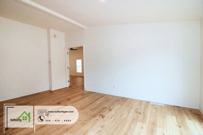 Building Photo - 22190 Vallotton Ln