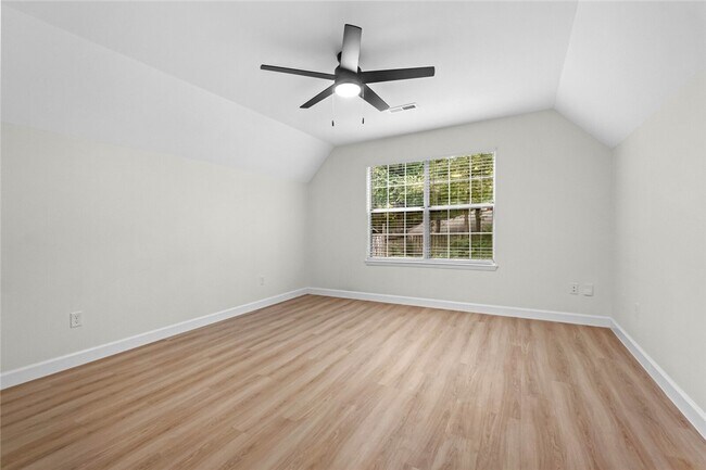 Building Photo - 2074 N Kantz Ln