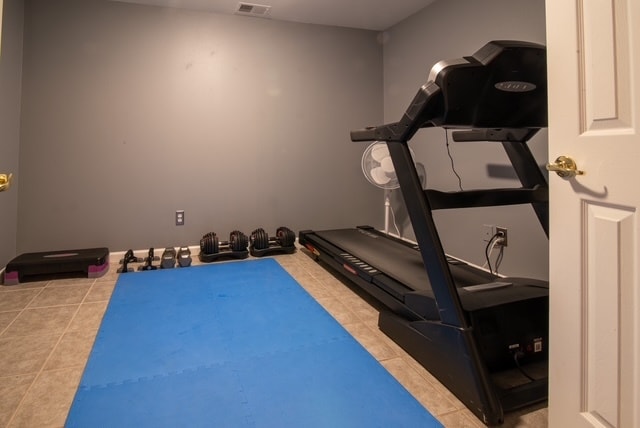 Exercise room with treadmill! - 5555 E Briarwood Ave