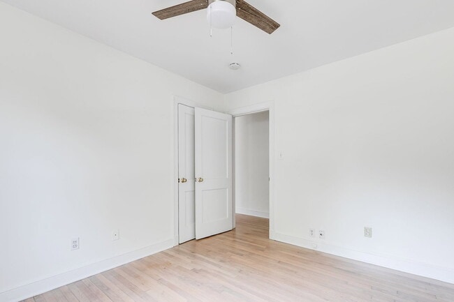Building Photo - 4904 Patterson Ave