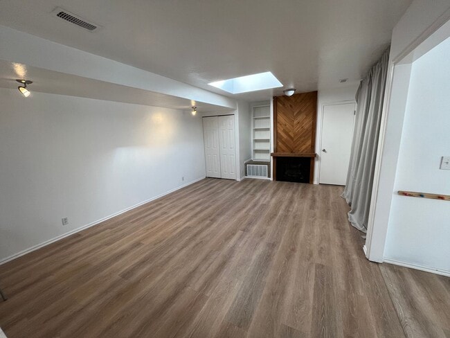 Building Photo - Provo Condo For Rent