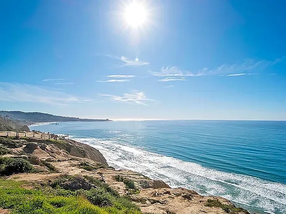 Building Photo - 9477 La Jolla Shores Dr
