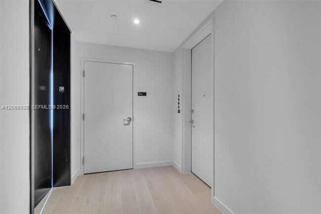 Building Photo - 1400 Biscayne Blvd
