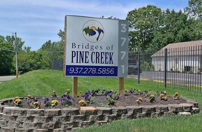 Building Photo - 3771 Cornell Dr