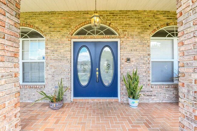 Building Photo - 2396 Nightingale Ln