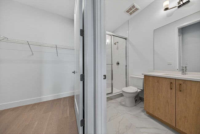 Building Photo - 9361 Sunflower Mdw Rd