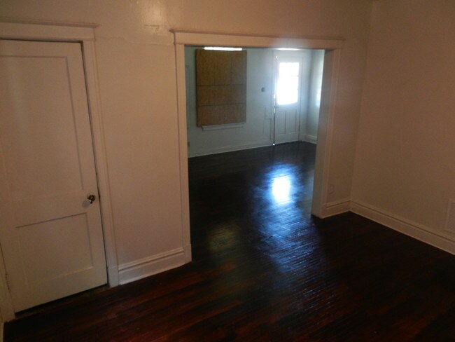 Building Photo - 5111 St Louis Ave