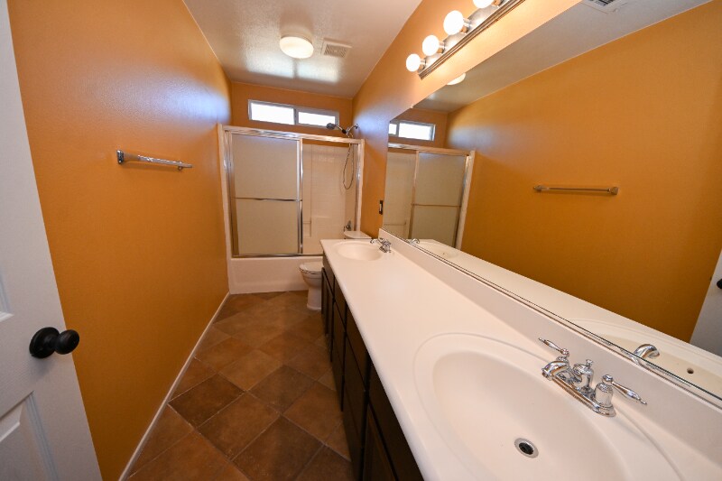 Building Photo - 31643 Serrento Dr