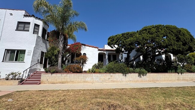 Building Photo - 1621 California Ave