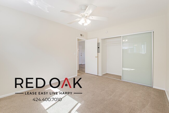 Building Photo - 642 Hayworth Ave