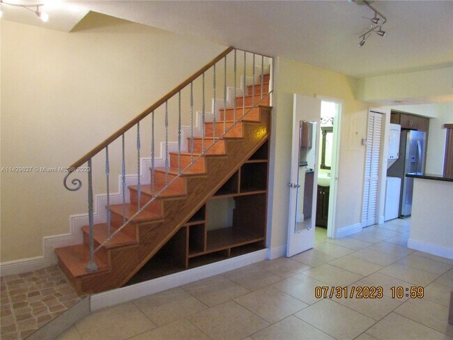 Building Photo - 1801 SW 107th Ave