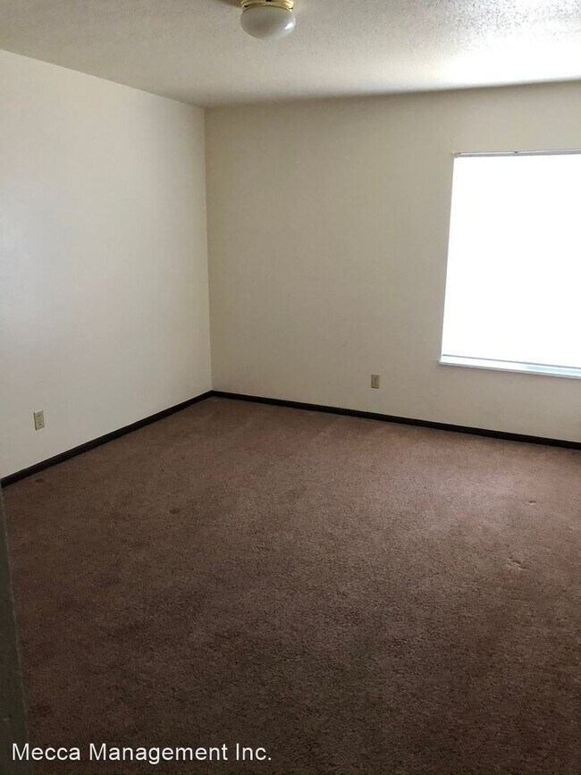 Building Photo - 2 br, 1.5 bath Apartment - 750 High St