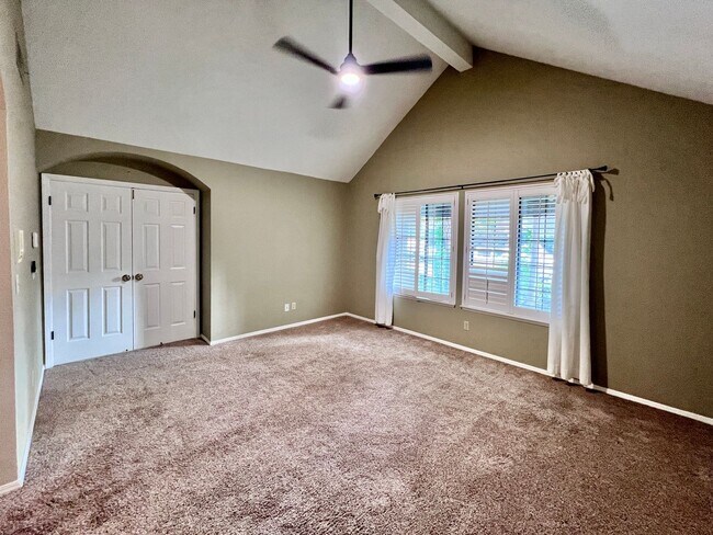 Building Photo - $3,700 Cole & Millbrook, 4 Bedroom House -...
