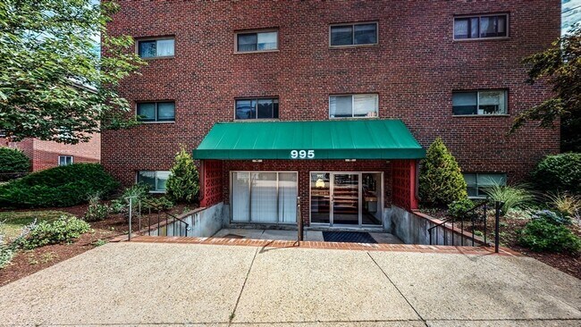Building Photo - 995 Massachusetts Ave
