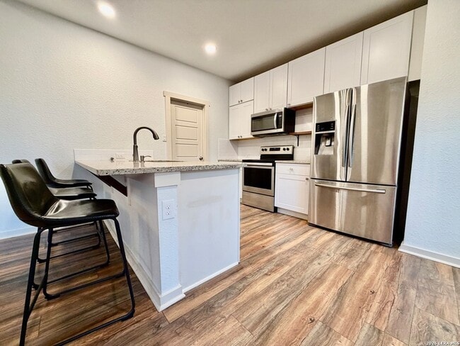 Building Photo - 1513 Winding Creek Trail