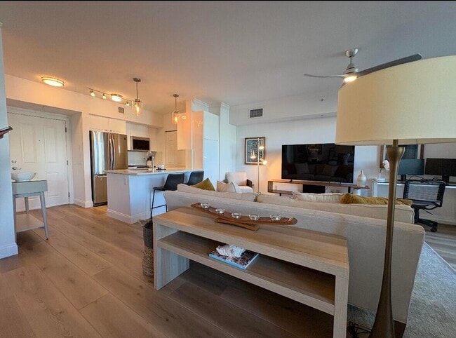 Building Photo - 600 S Dixie Hwy