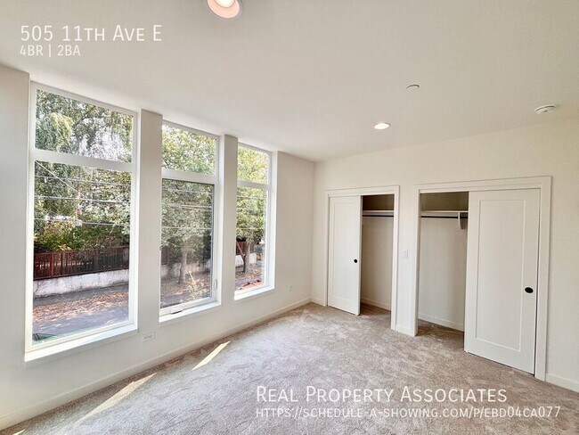Building Photo - 505 11th Ave E