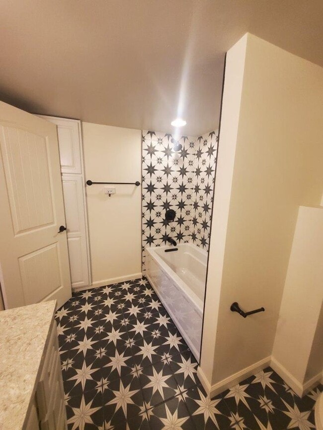 Building Photo - Newly remodeled with quality and comfort throughout.