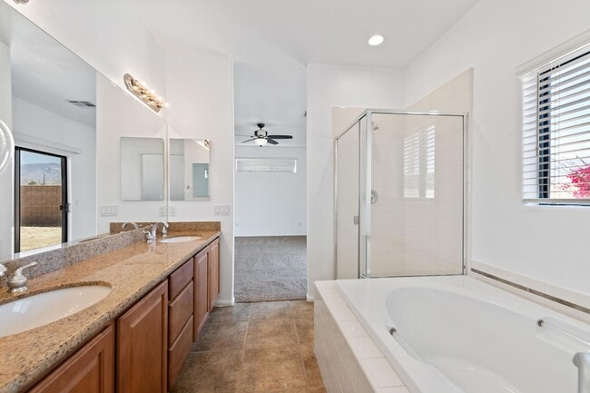 Building Photo - 30595 Sierra Pl