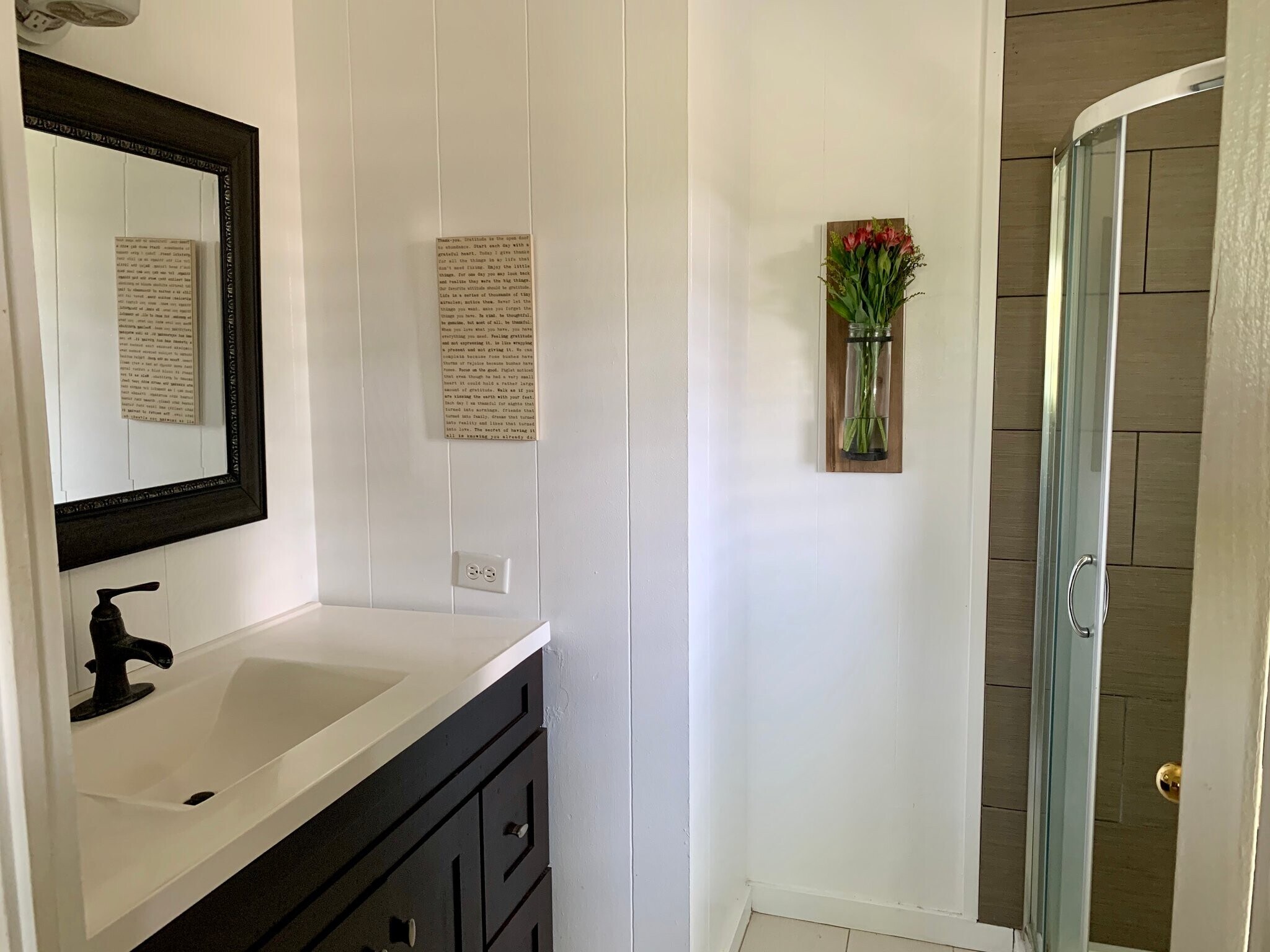 Building Photo - 705 Haiku Rd