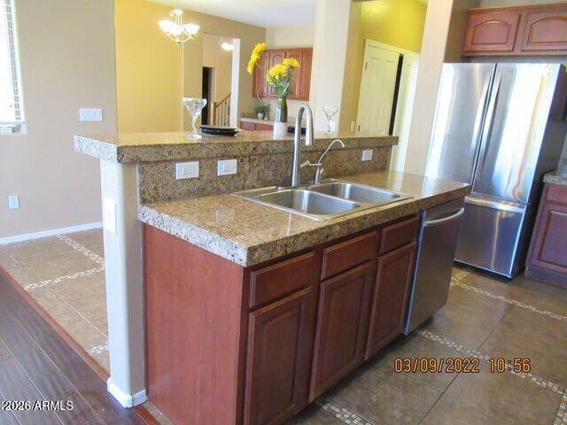 Building Photo - 3928 E Parkview Dr