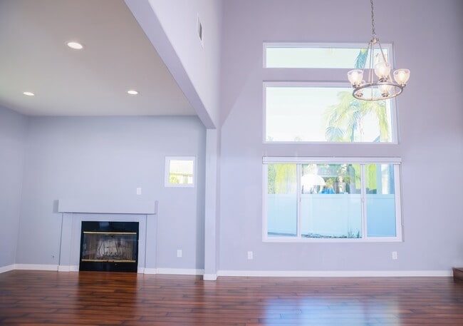 Building Photo - 14560 Flagstone Ct