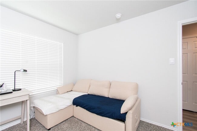 Building Photo - 1719 Cedrus Dr