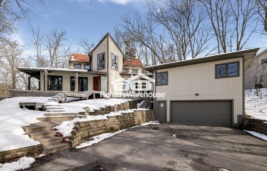 Building Photo - 2730 Orchard Ln