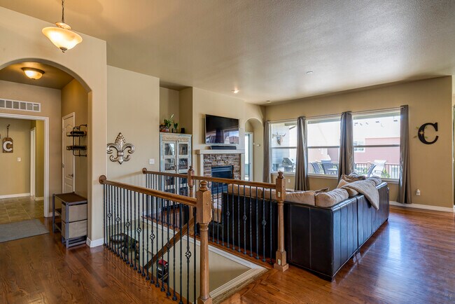 Building Photo - 7868 Renegade Hill Dr