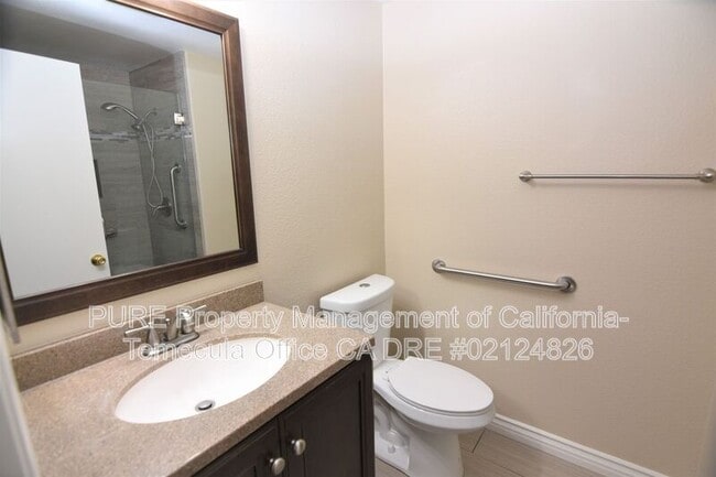 Building Photo - 45093 Corte Camellia