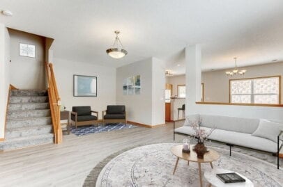 Building Photo - Spacious 3-Bedroom End unit Townhouse with 3 Full Baths in Maple Grove's Prime Location