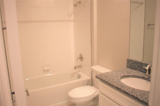 Building Photo - 9077 Shadyside Ln