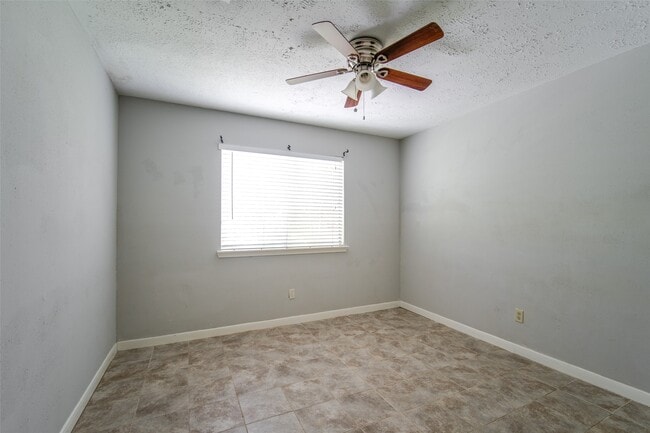 Building Photo - 8319 Wind Willow Dr