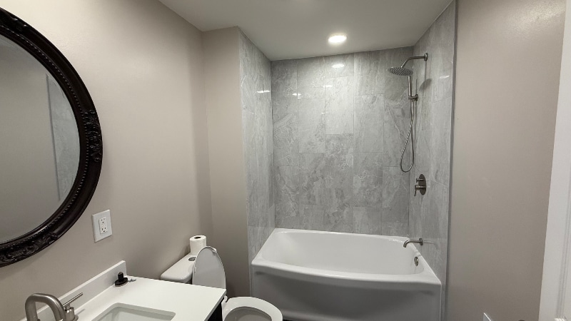 Building Photo - 78 E Barthman Ave