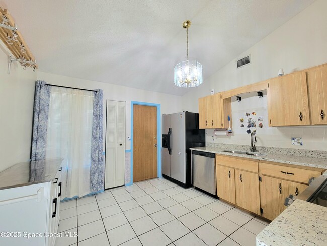 Building Photo - 5120 Volusia Ave