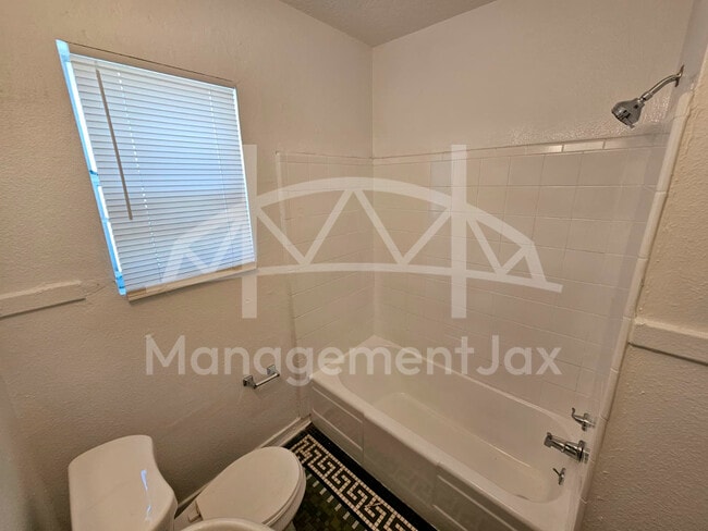 Building Photo - 1664 W 15th St