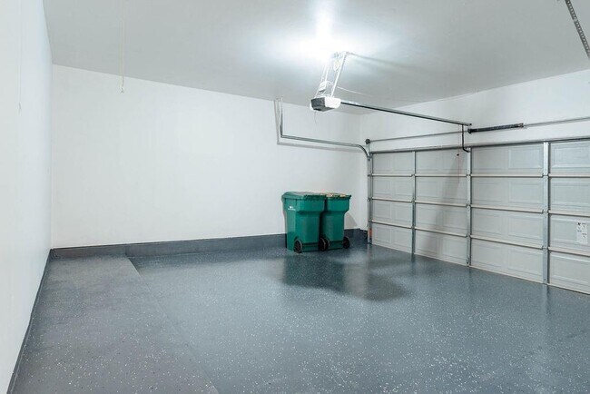 Building Photo - 127 S Copperknoll Cir