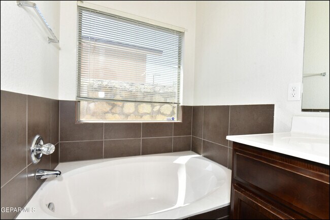 Building Photo - 4913 Adrian Campos St