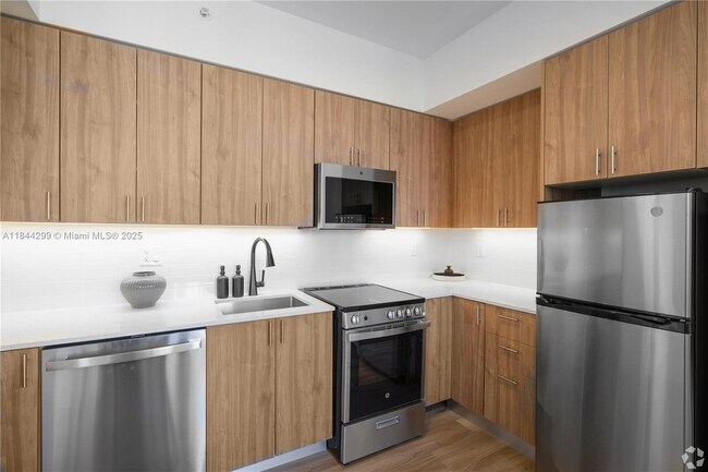 Building Photo - 650 SW 1st St