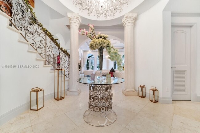 Building Photo - 100 Palm Ave