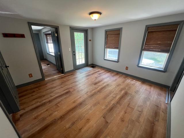 dining room - 165 State St