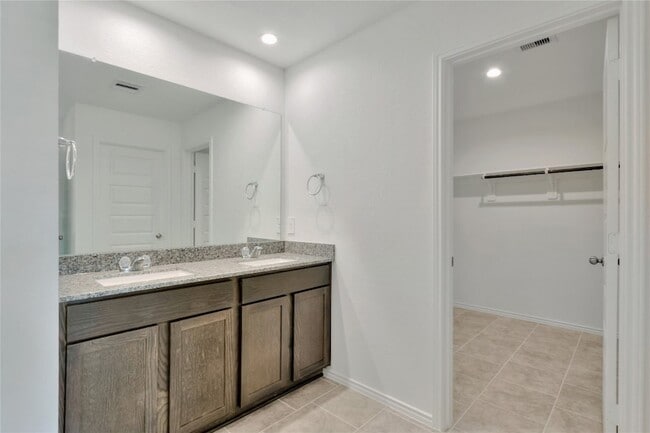 Building Photo - 1023 Lipizzan Ln