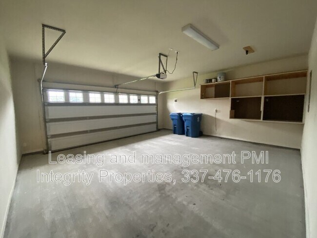 Building Photo - 118 New Center Dr