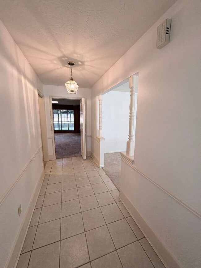 Building Photo - 22803 Trailwood Ln