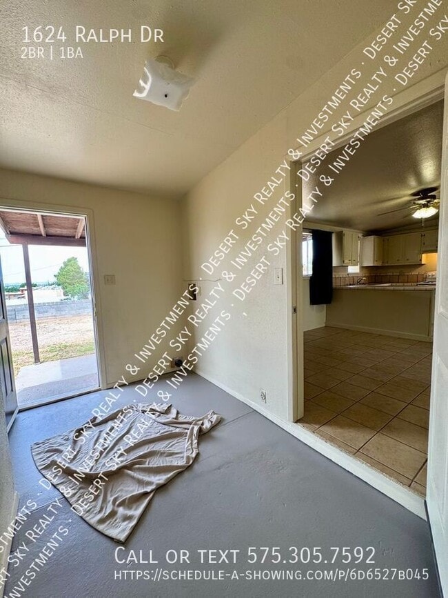 Building Photo - 1624 Ralph Dr