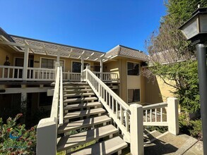 Building Photo - $3,295 - 2 Bed/2 Bath Retirement Resort Li...