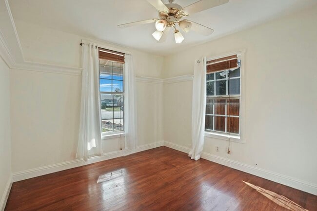 Building Photo - 451 Marengo Ave